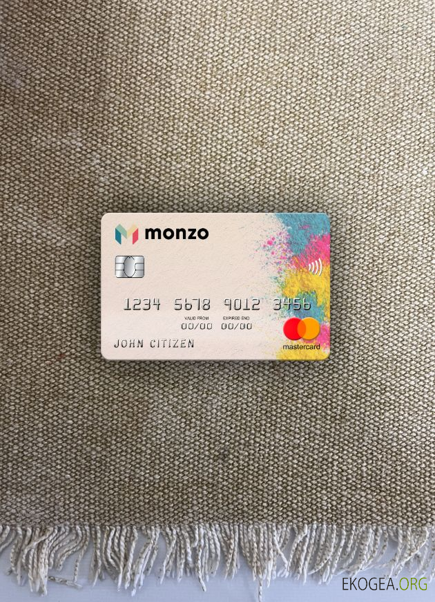 Royaume , Uni Monzo bank mastercard photolook recto